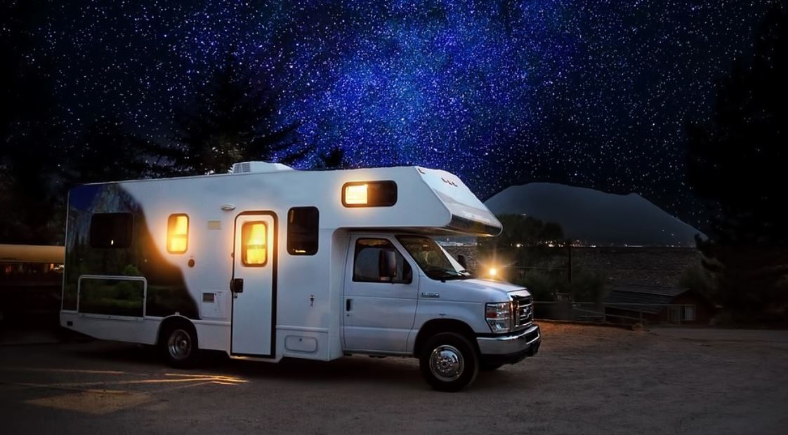 karavan a hvězdy